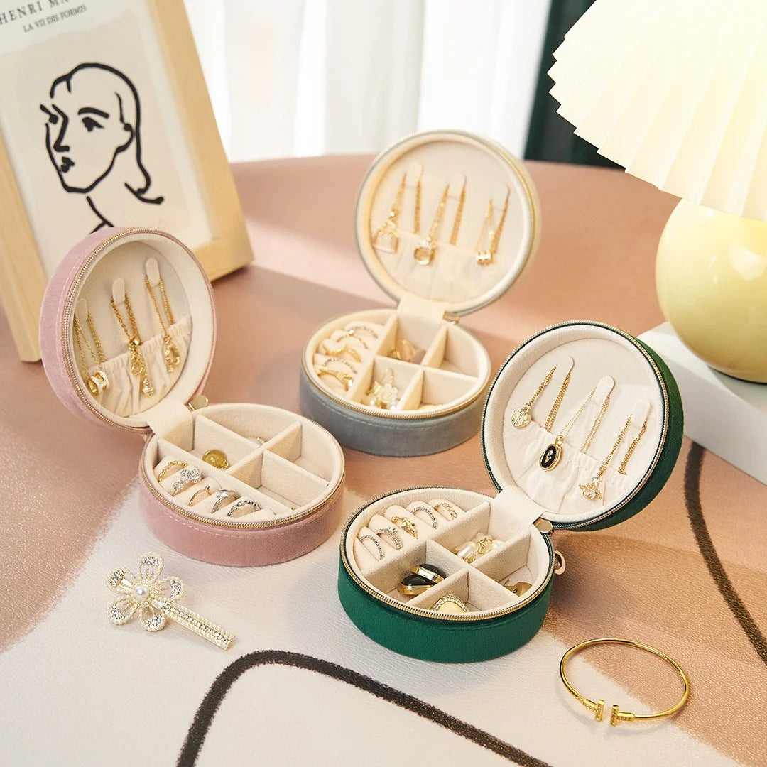 Small Round Velvet Travel Jewelry Box